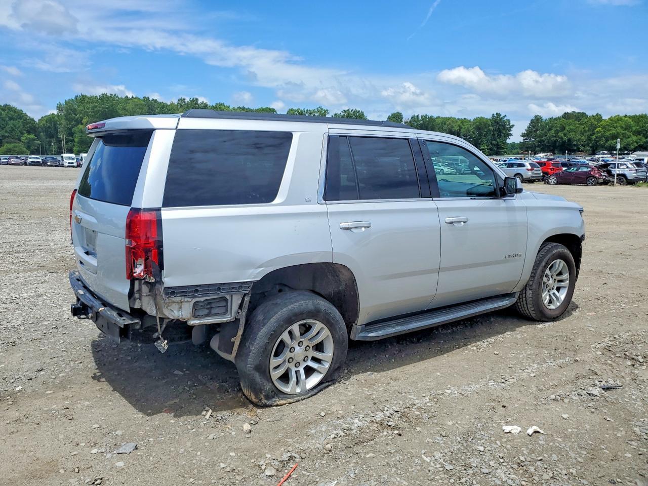 2019 Chevrolet Tahoe C1500 Lt - Image 3