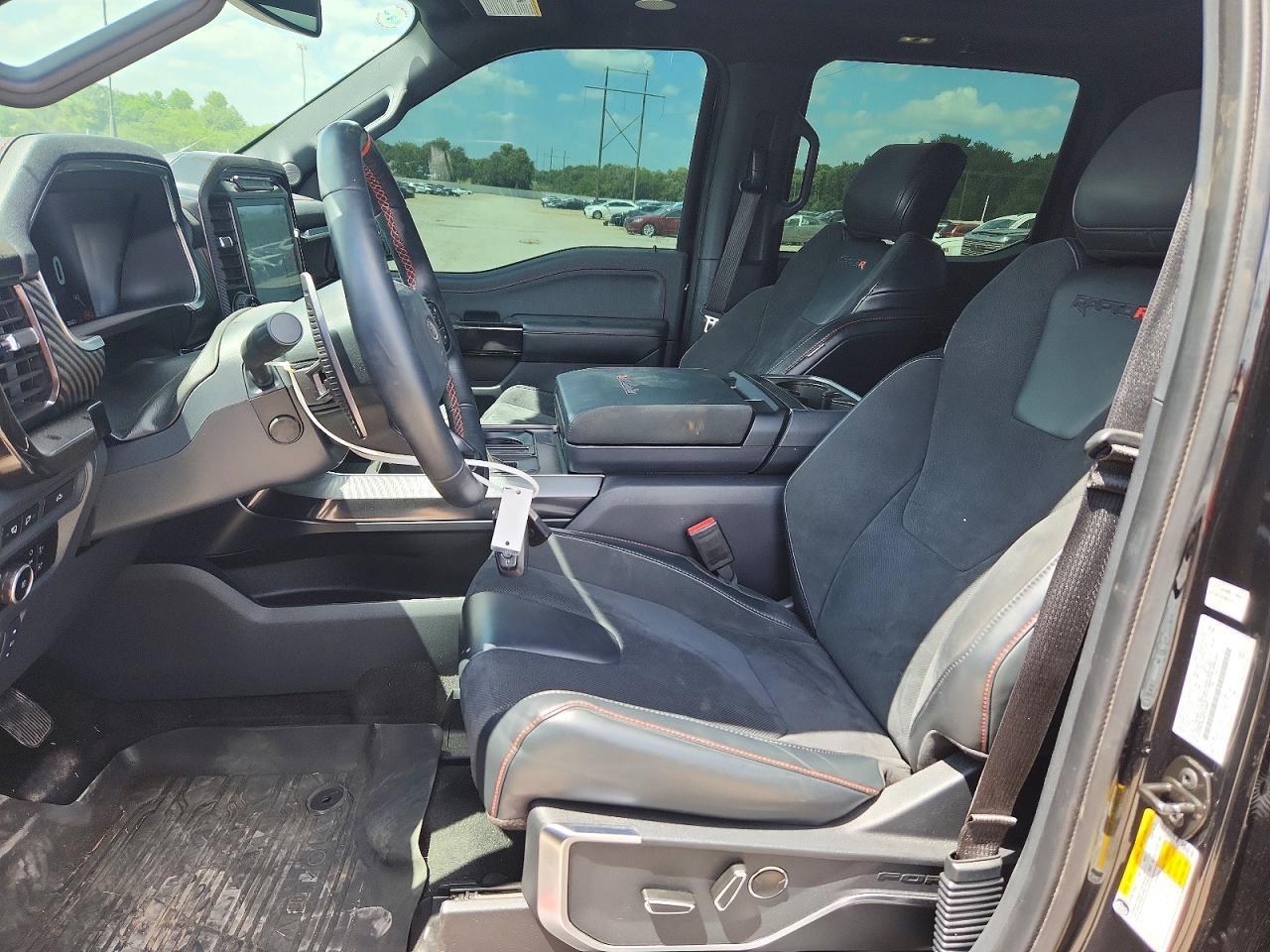2023 Ford F150 Raptor - Image 7