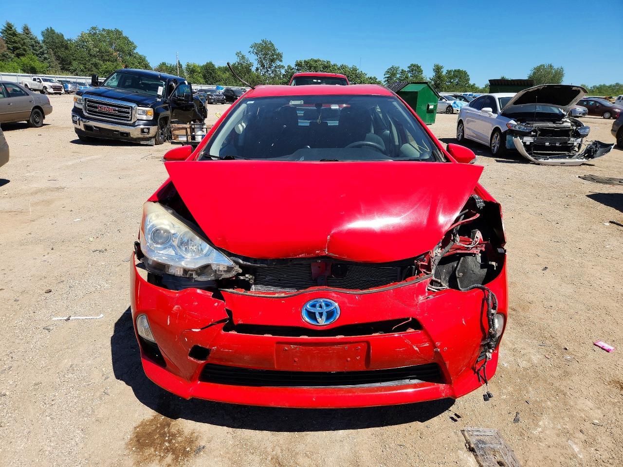 2014 Toyota Prius C Three - Фото 5