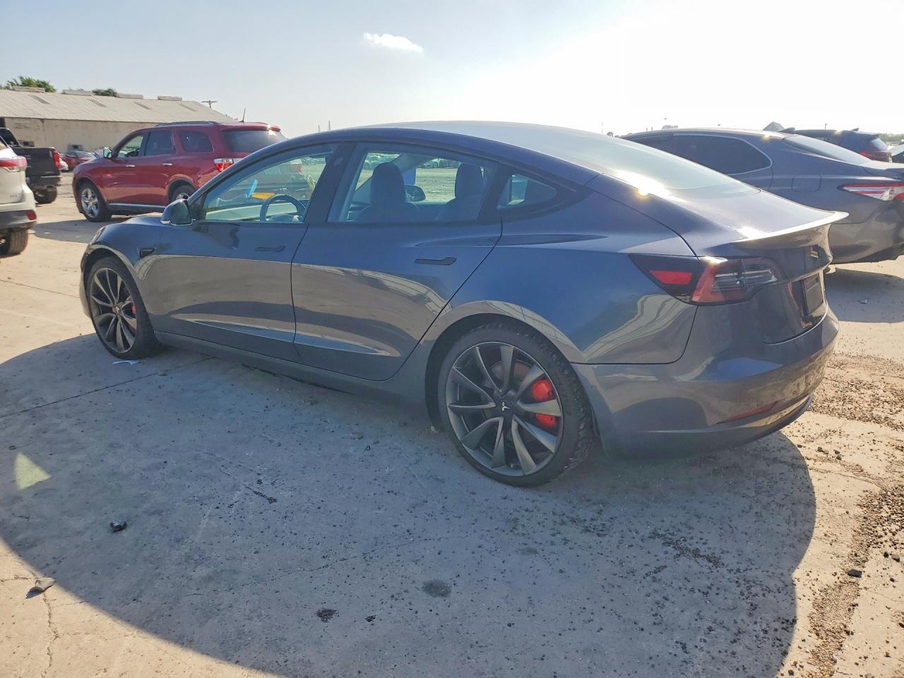 2020 Tesla Model 3 - Image 2