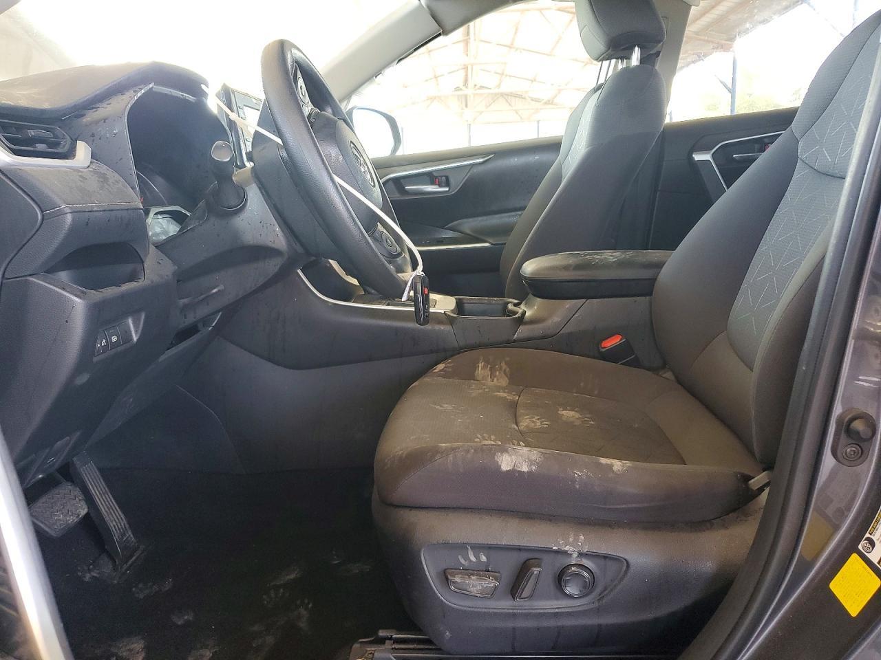 2021 Toyota Rav4 Xle - Image 7