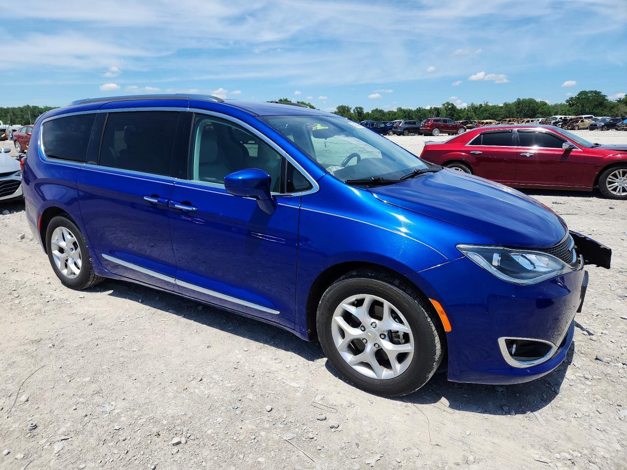 2018 Chrysler Pacifica Touring L - Фото 4