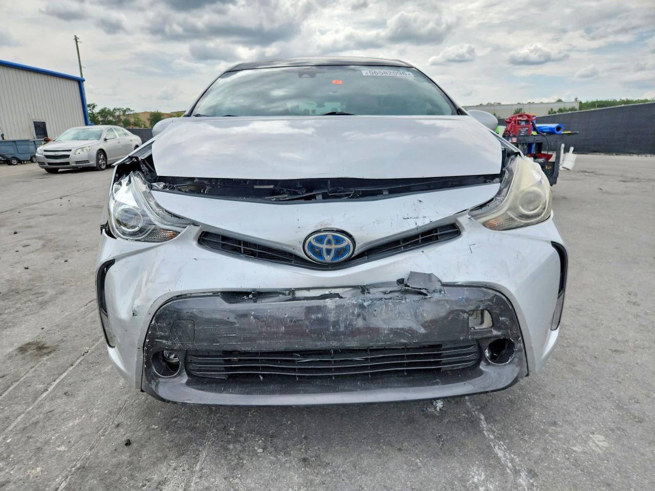 2015 Toyota Prius V Five - Image 5