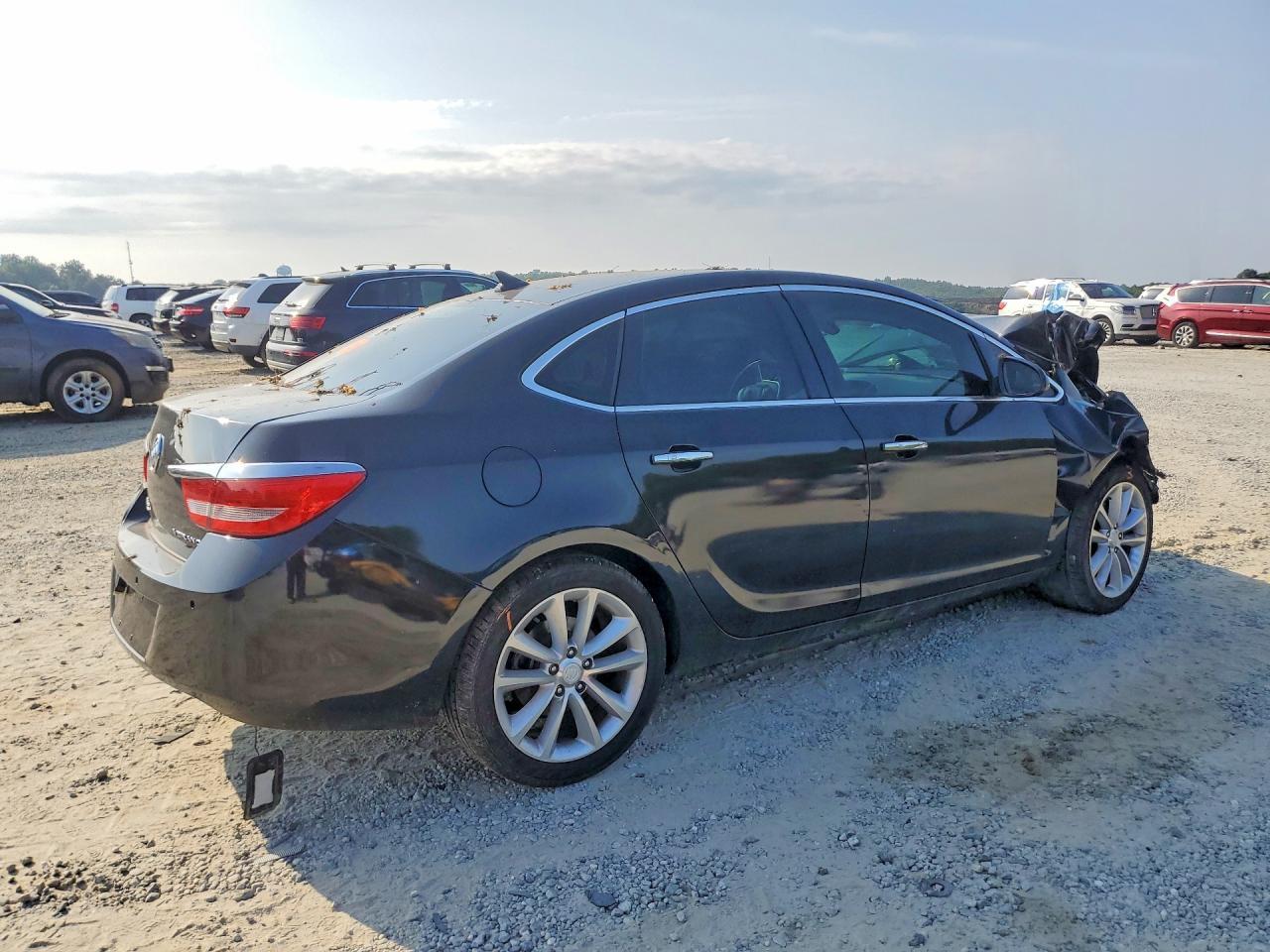 2013 Buick Verano - Image 3