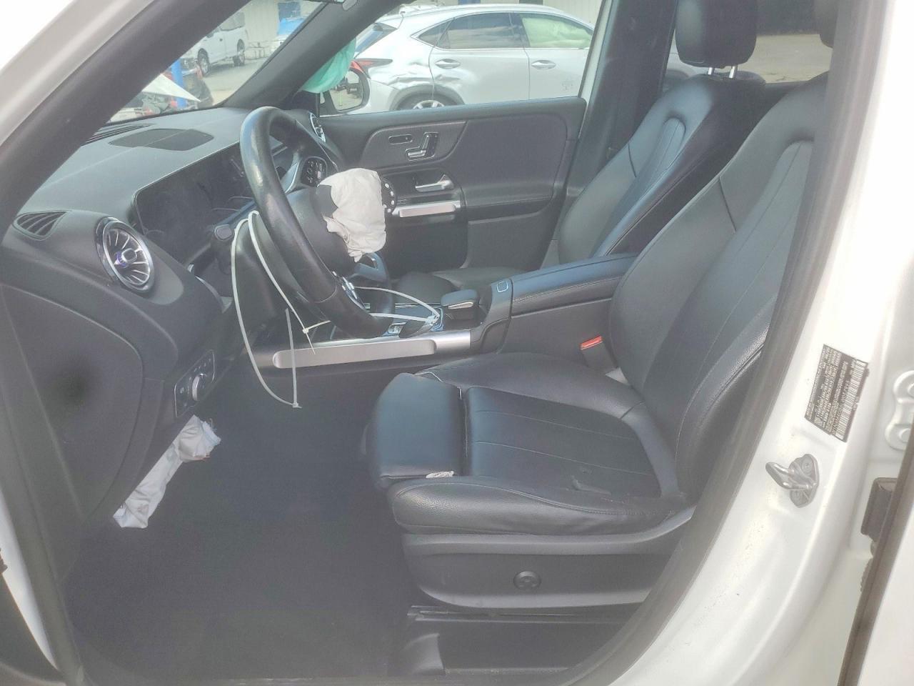 2020 Mercedes-Benz Glb 250 - Image 7