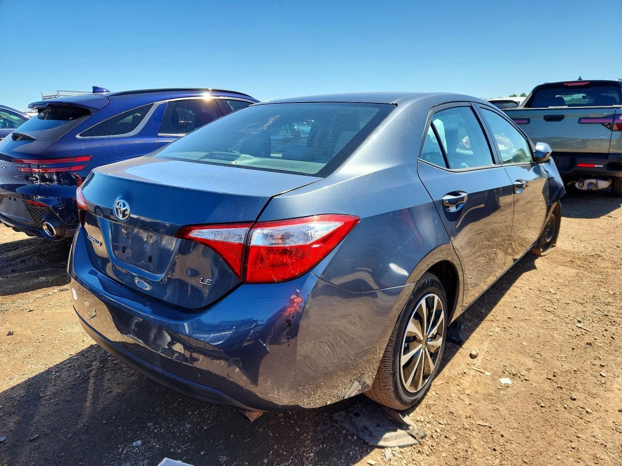 2014 Toyota Corolla Le - Image 3
