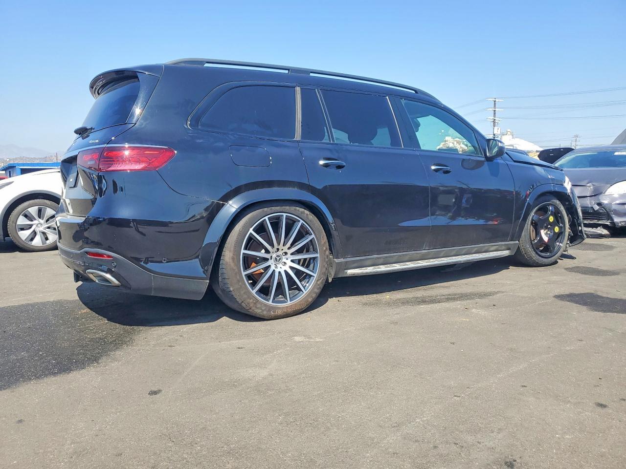 2024 Mercedes-Benz Gls 580 4Matic - Фото 3