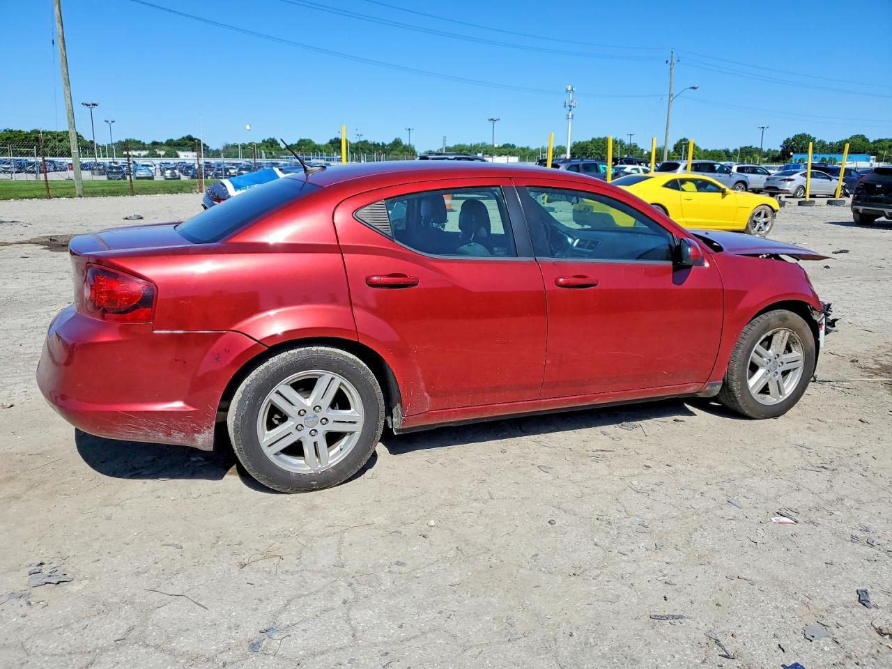 2014 Dodge Avenger Sxt - Image 3
