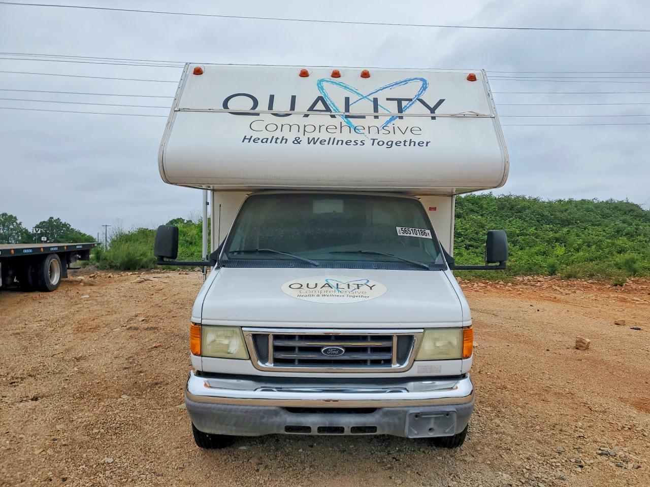 2005 Ford Econoline E450 Super Duty Cutaway Van - Фото 5