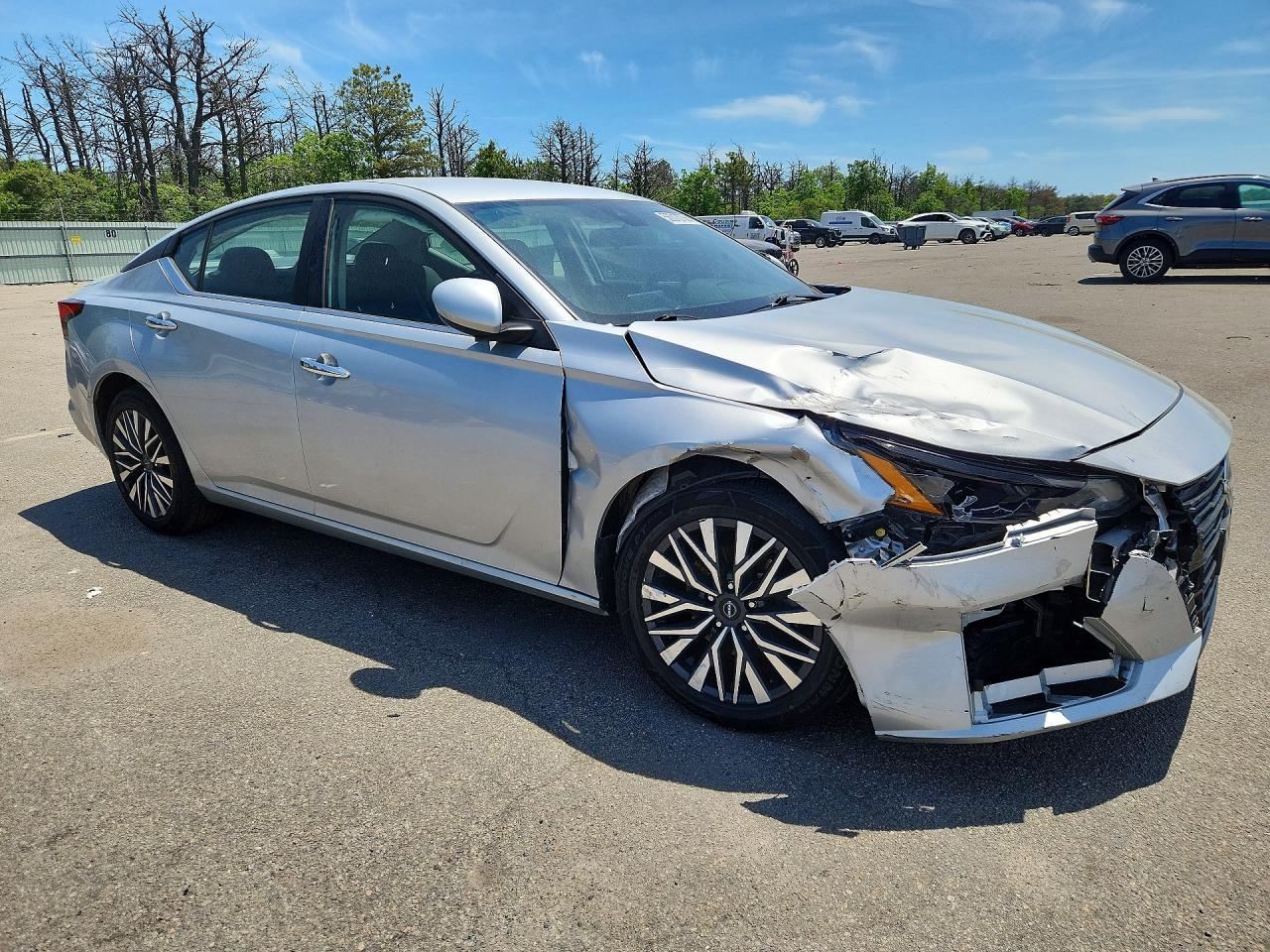 2023 Nissan Altima Sv - Image 4
