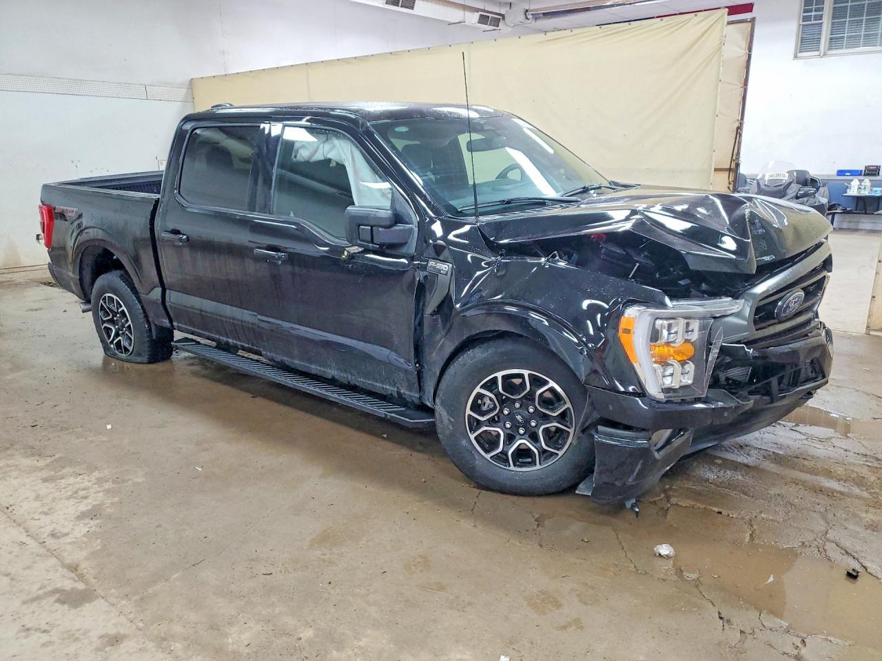 2023 Ford F150 Supercrew - Image 4