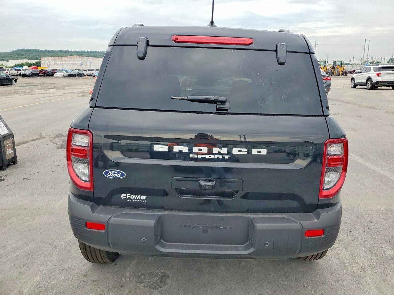 2026 Ford Bronco Sport Outer Banks - Фото 6