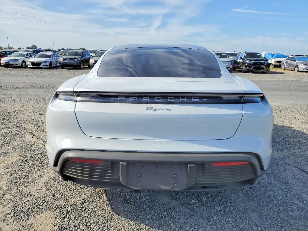 2021 Porsche Taycan - Фото 6