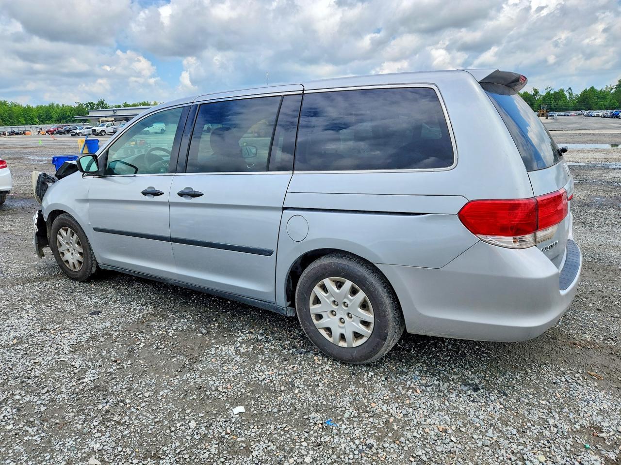 2010 Honda Odyssey Lx - Image 2