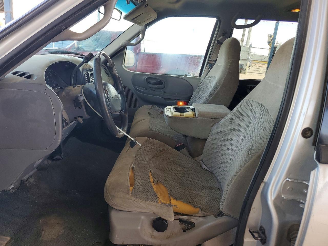 2001 Ford F150 Supercrew - Image 7