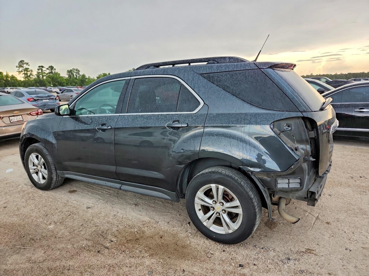 2012 Chevrolet Equinox Lt - Image 2