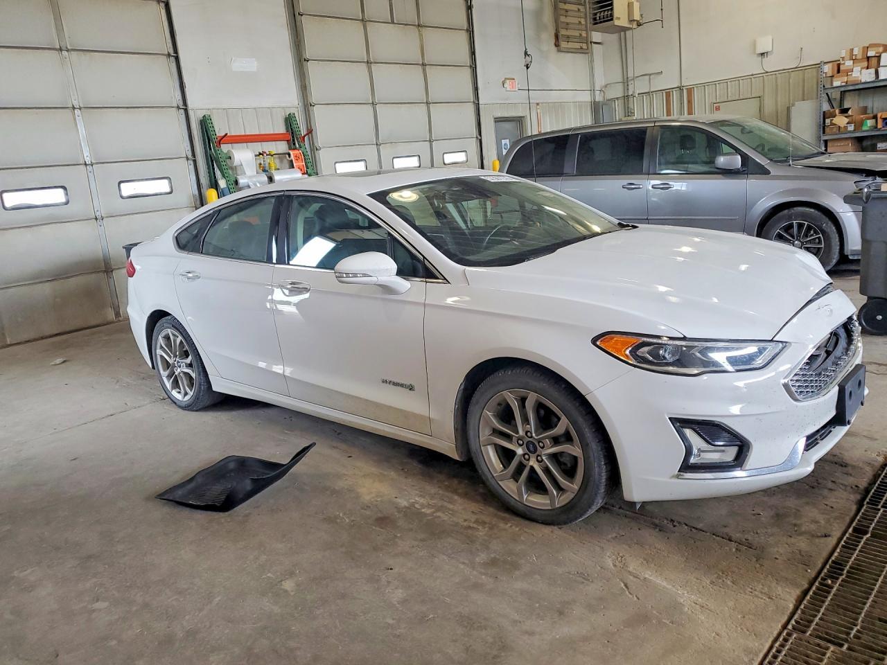 2019 Ford Fusion Titanium - Image 4