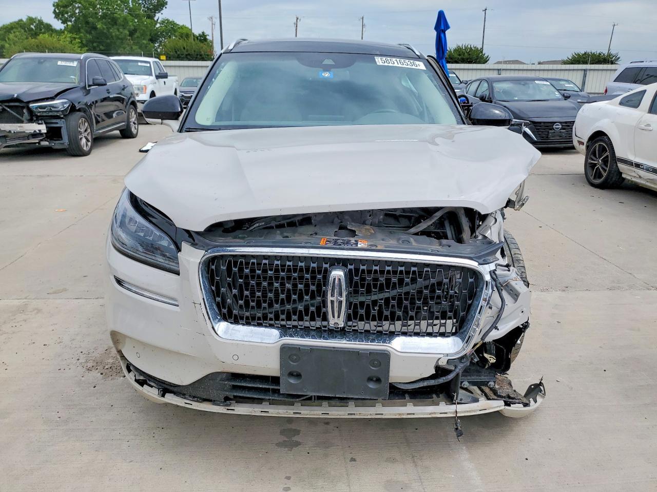 2022 Lincoln Corsair - Image 5