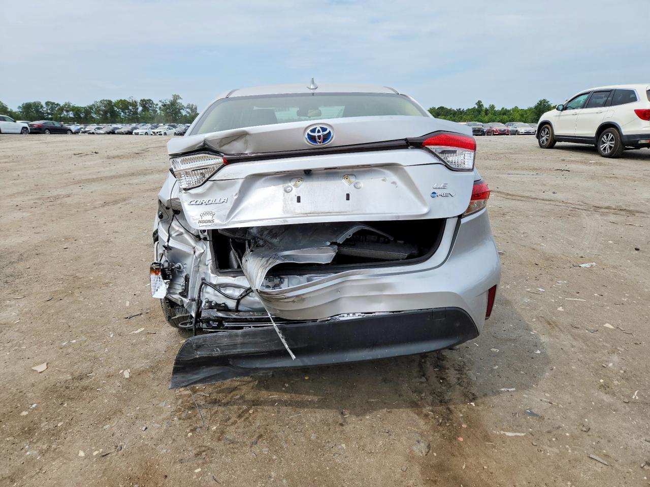 2025 Toyota Corolla Hybrid Le - Image 6