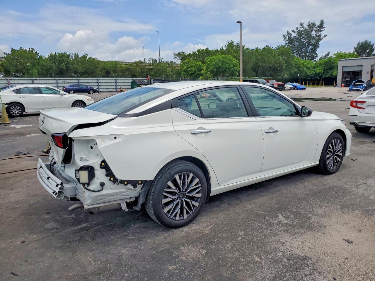 2025 Nissan Altima Sv - Фото 3