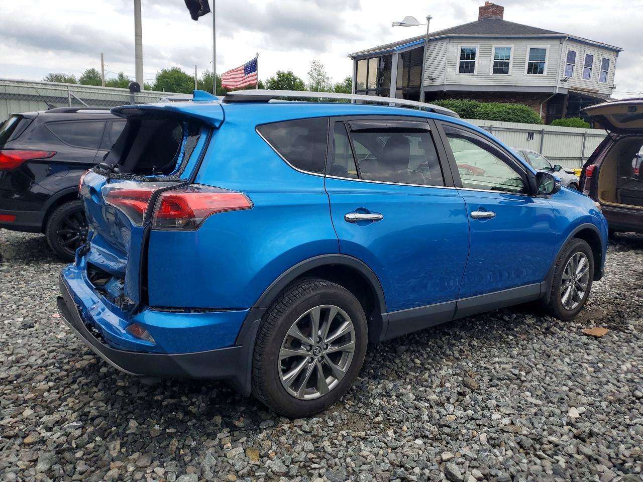 2017 Toyota Rav4 Limited - Фото 3