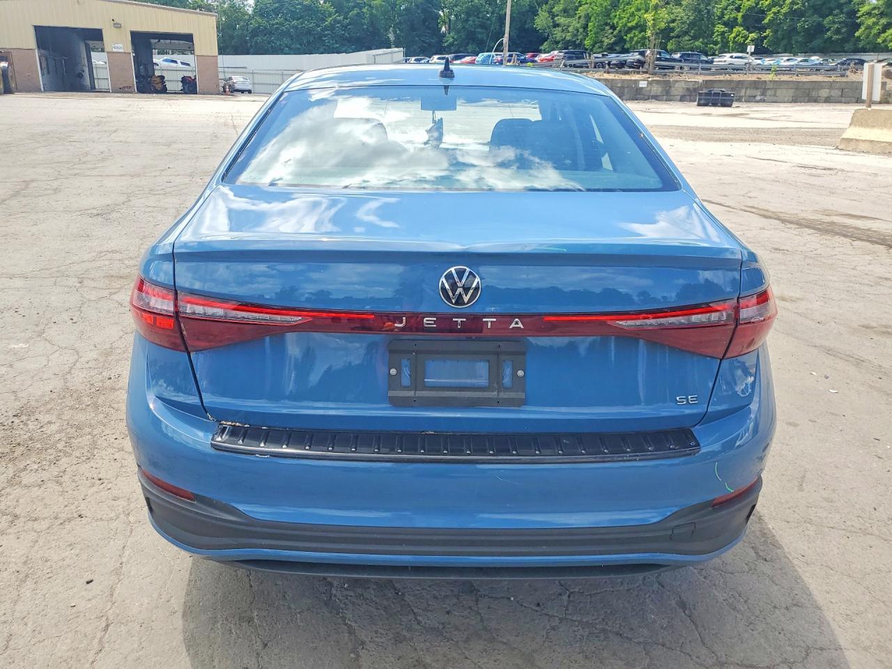 2025 Volkswagen Jetta Se - Фото 6