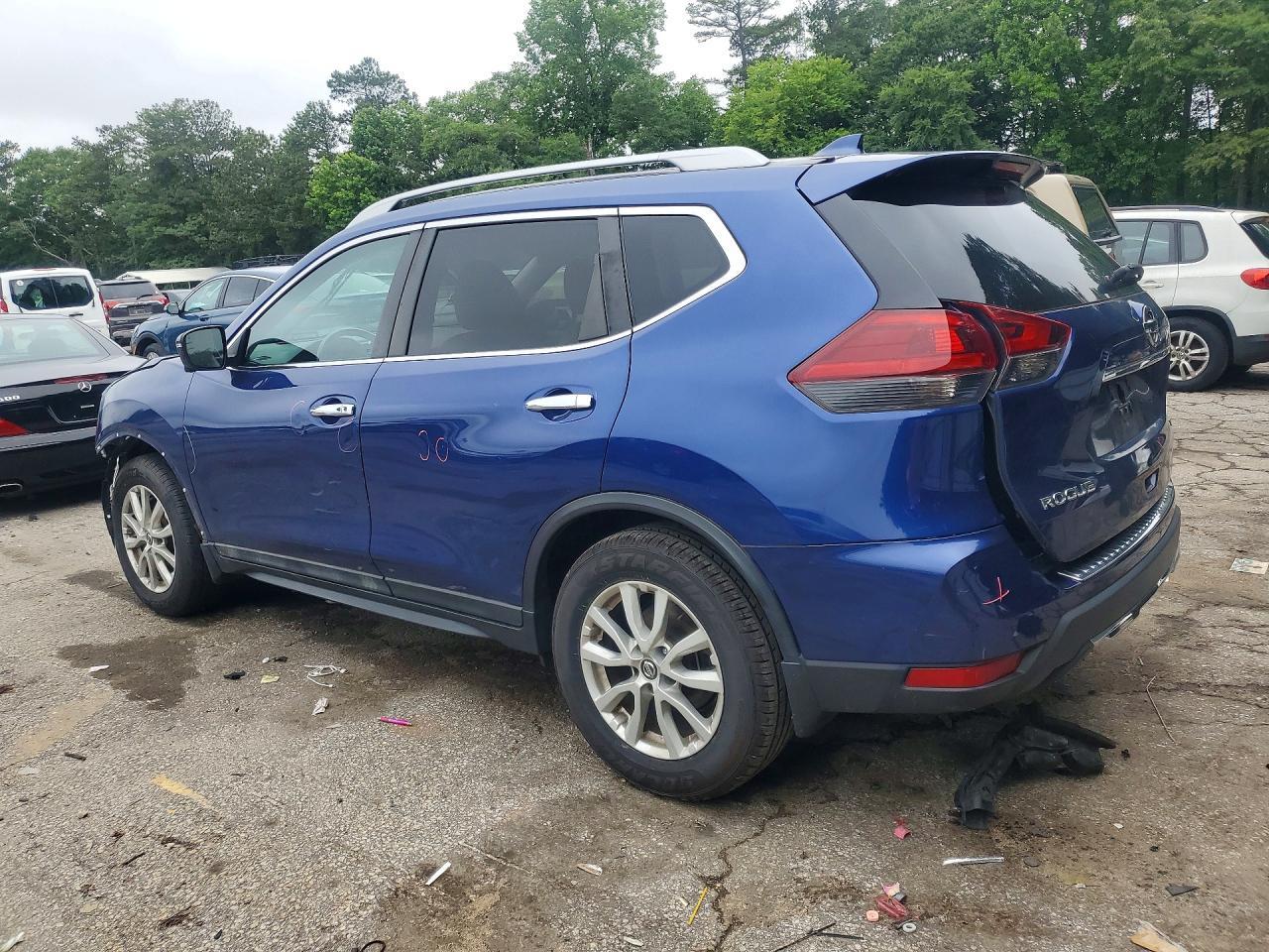 2018 Nissan Rogue Sv - Image 2