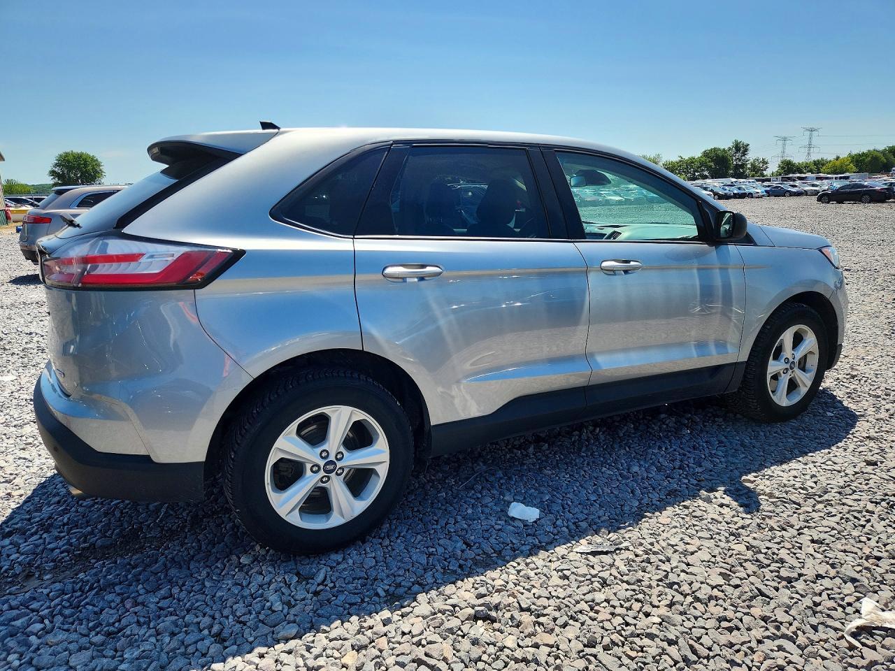 2020 Ford Edge Se - Фото 3