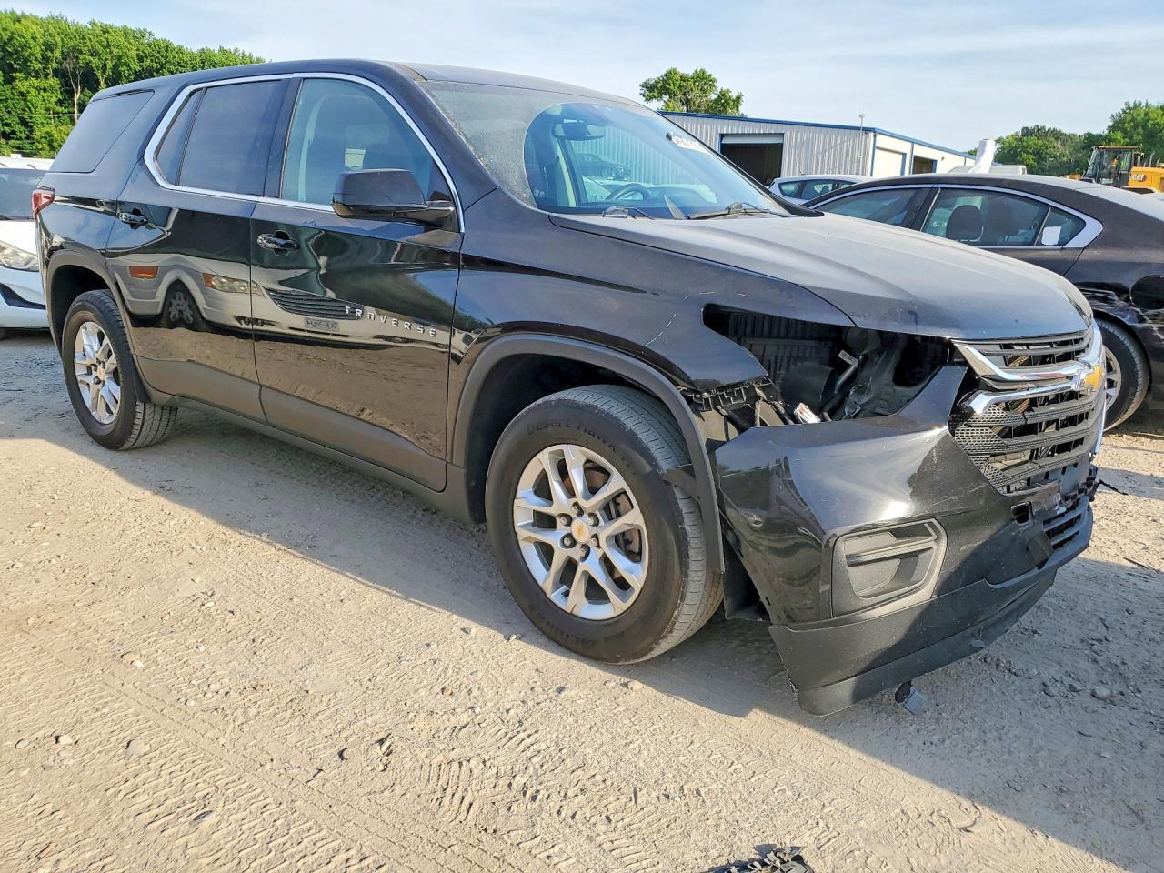 2020 Chevrolet Traverse Ls - Фото 4