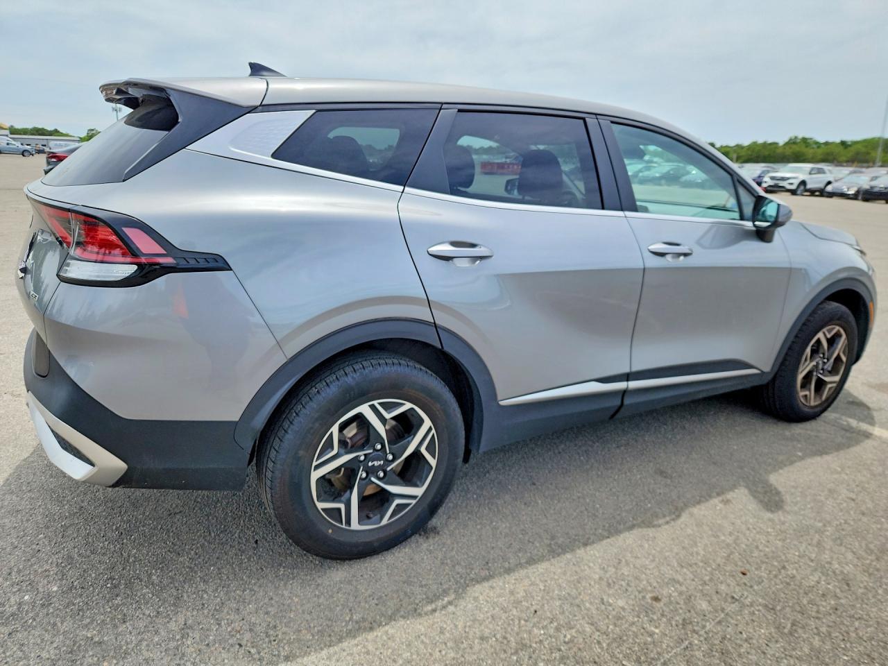 2023 Kia Sportage Lx - Фото 3