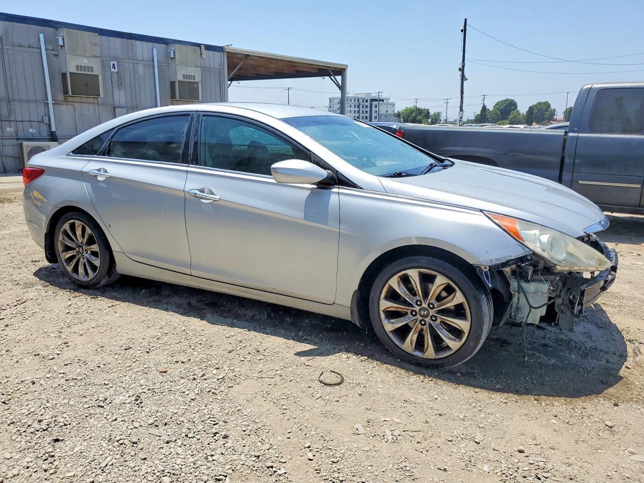 2011 Hyundai Sonata Se - Image 4