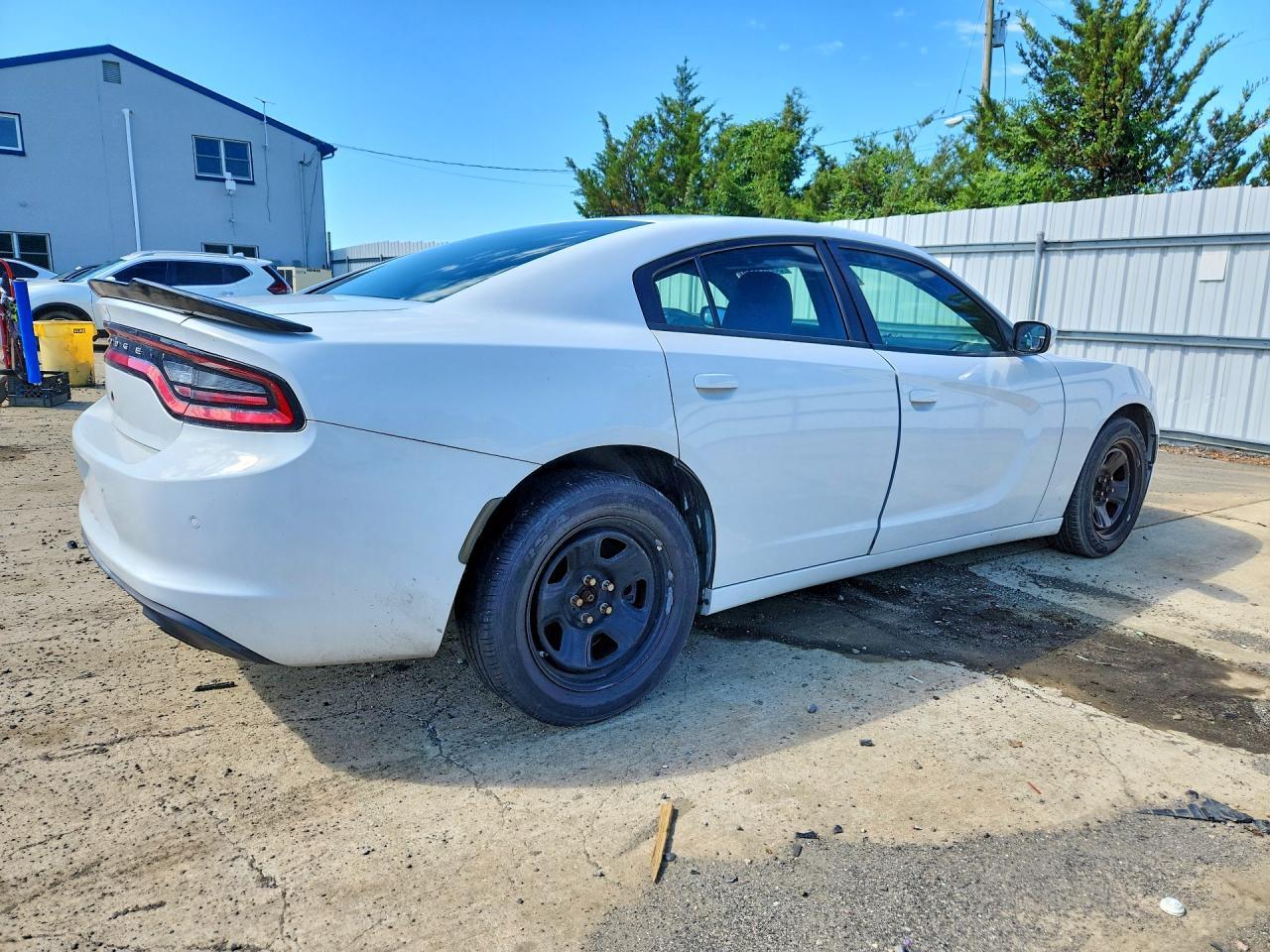 2019 Dodge Charger Police - Image 3
