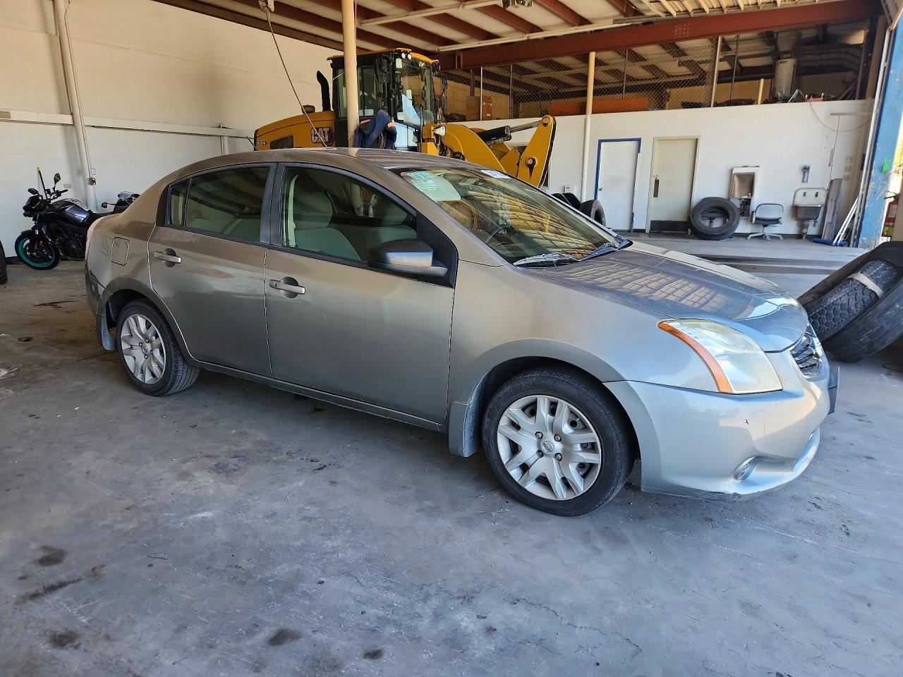 2010 Nissan Sentra 2.0 - Фото 4