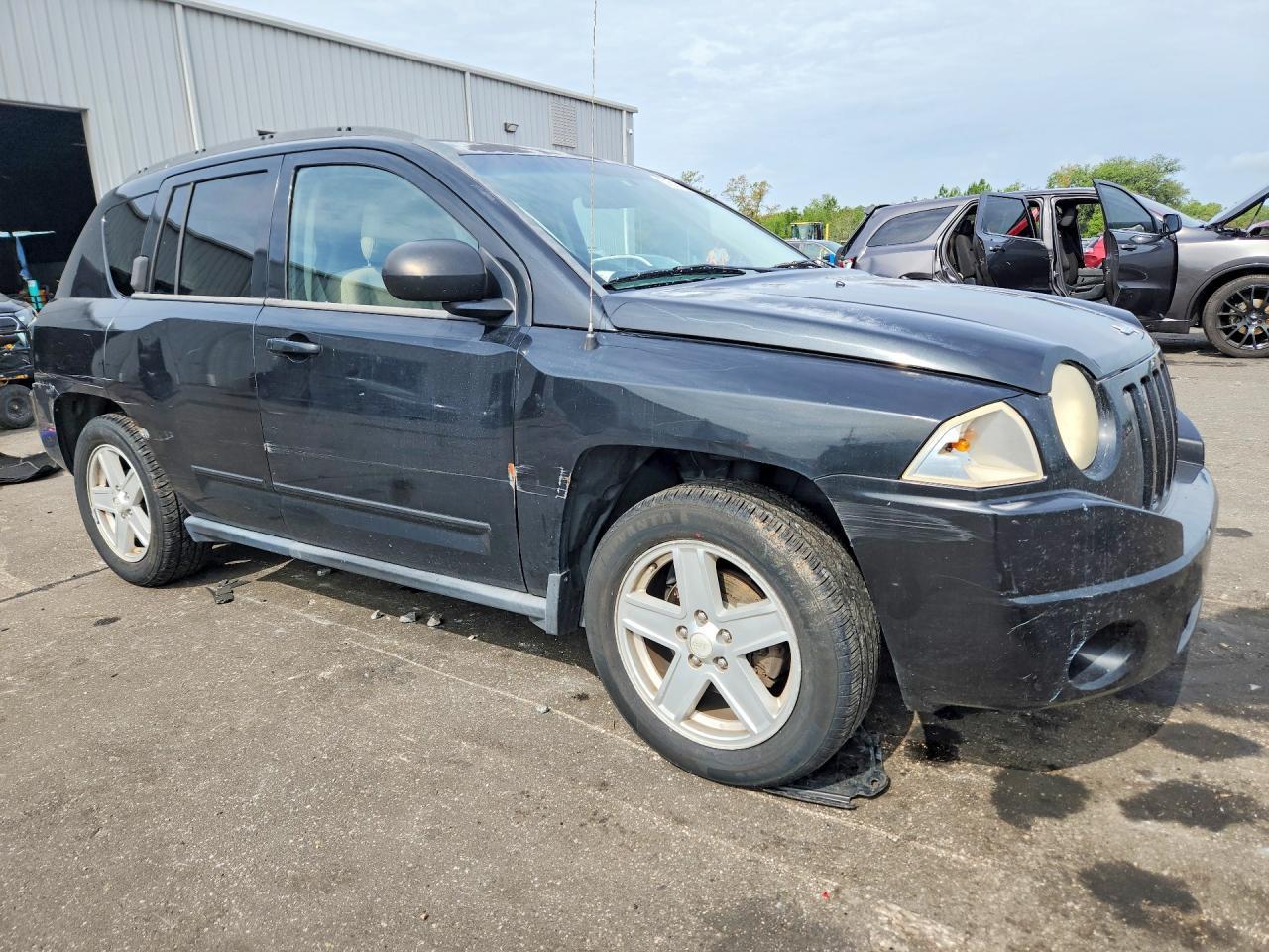 2010 Jeep Compass Sport - Фото 4