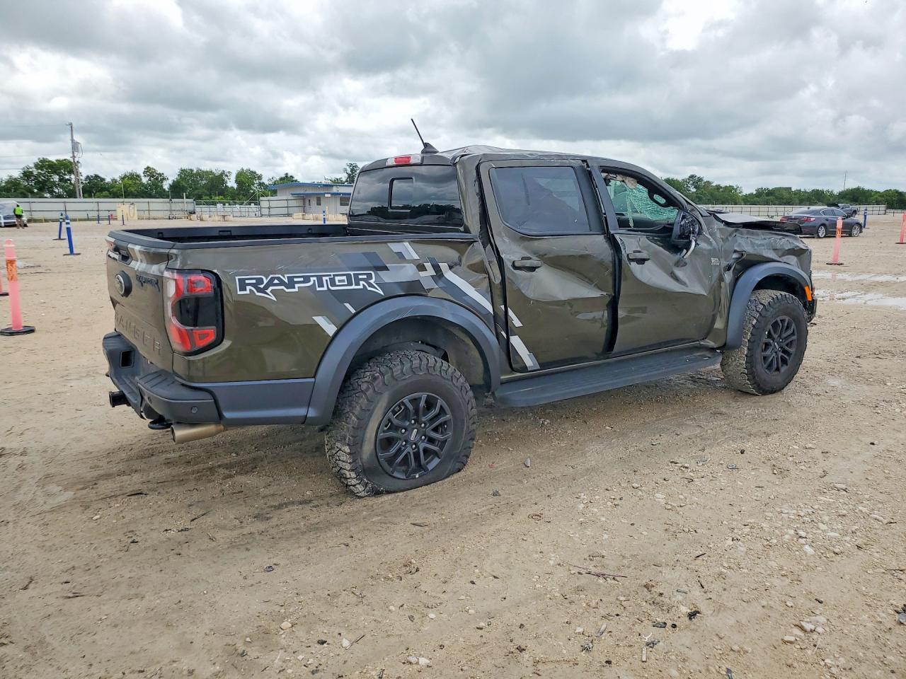 2024 Ford Ranger Raptor - Image 3