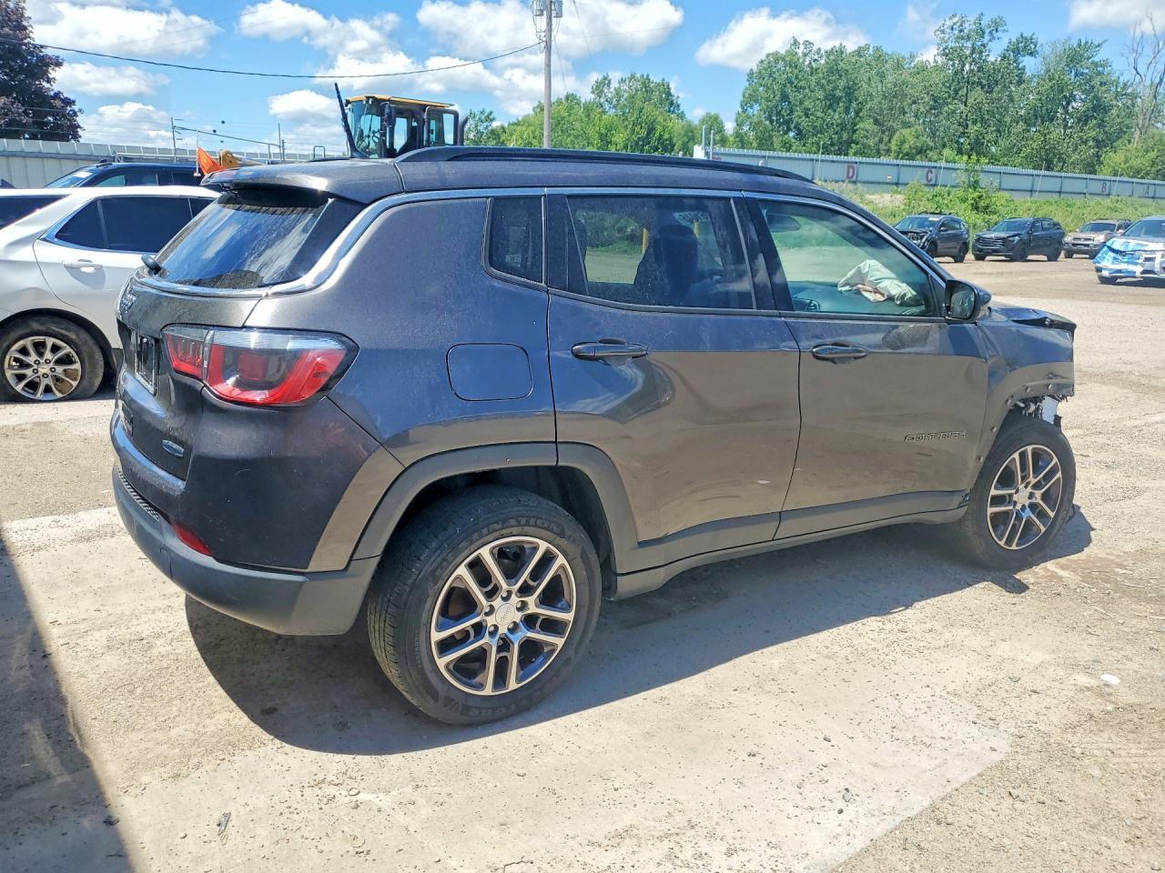 2018 Jeep Compass Latitude - Фото 3