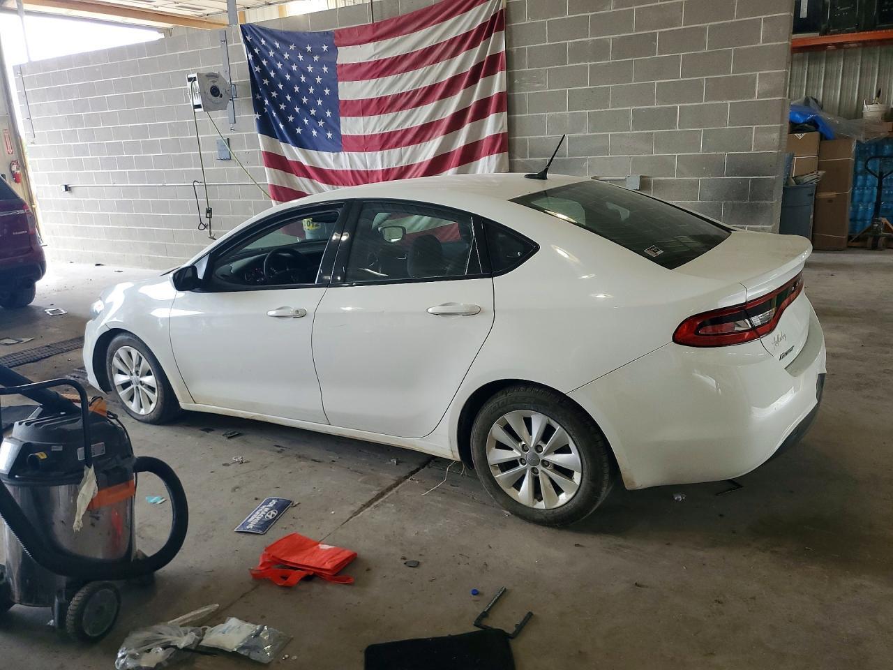 2014 Dodge Dart Sxt - Image 2