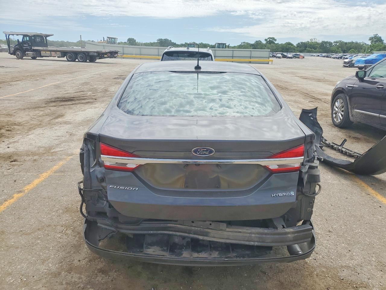 2018 Ford Fusion S Hybrid - Фото 6