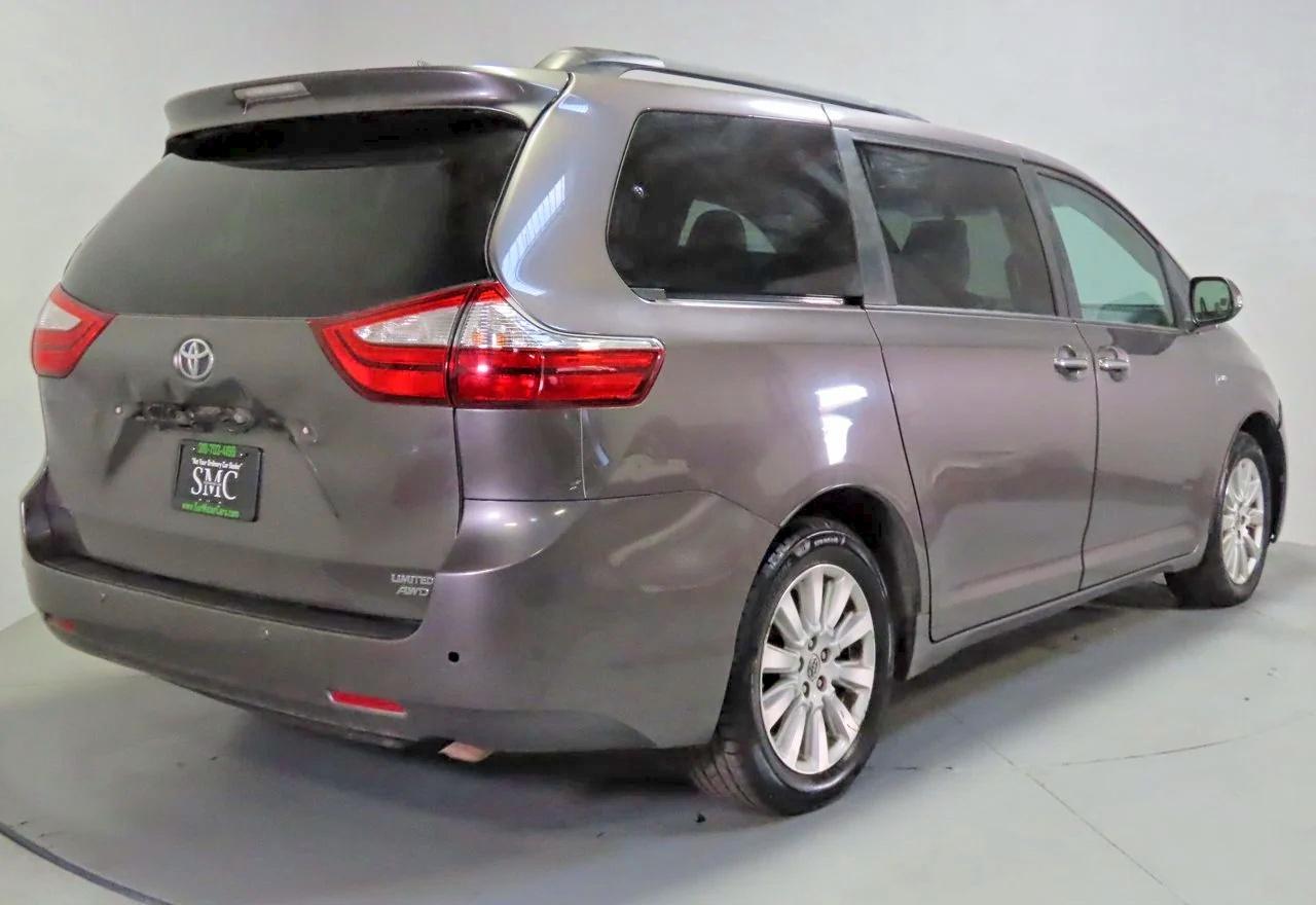 2016 Toyota Sienna Limited 7-Passenger - Image 3