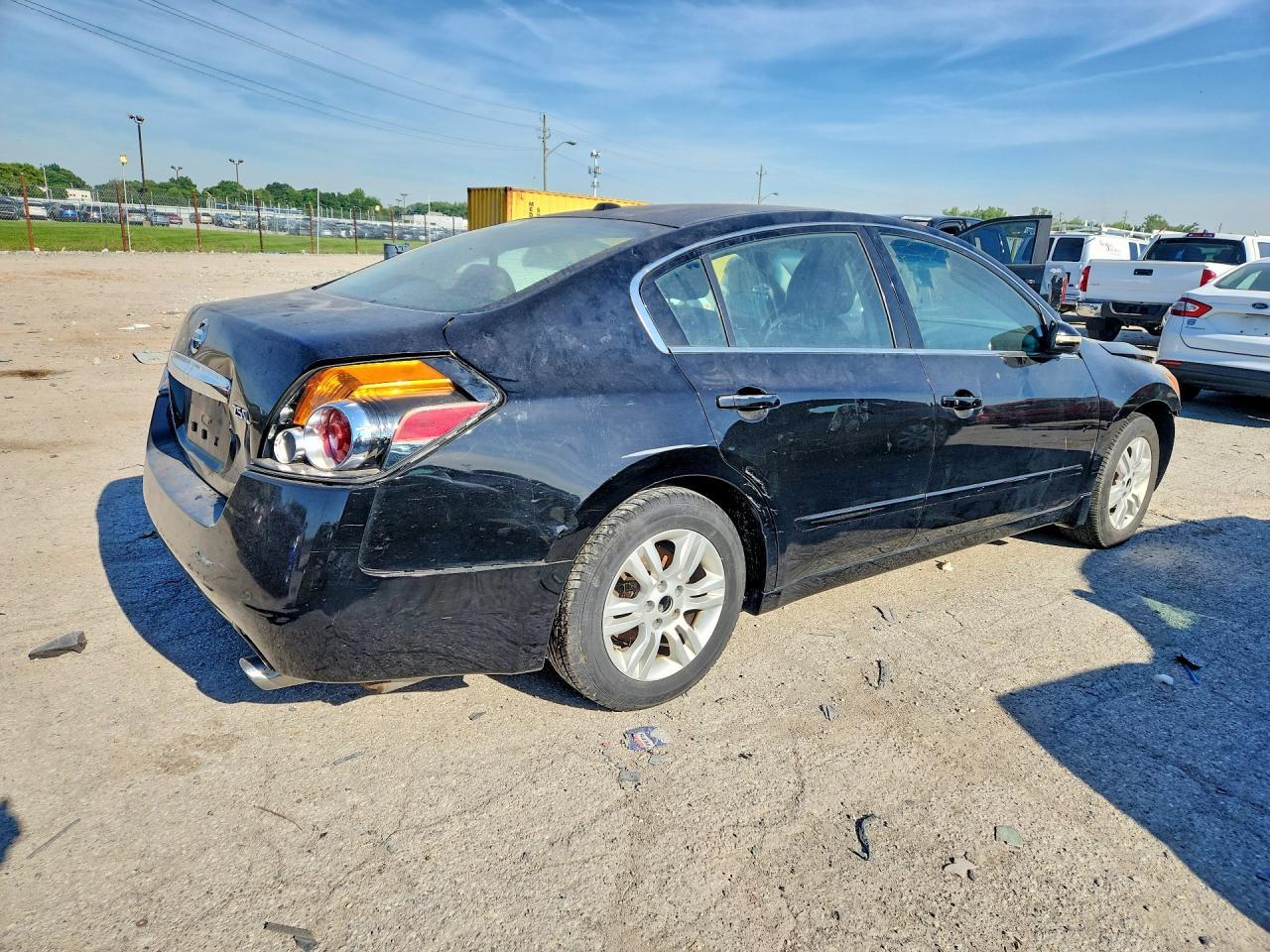 2012 Nissan Altima 2.5 - Фото 3