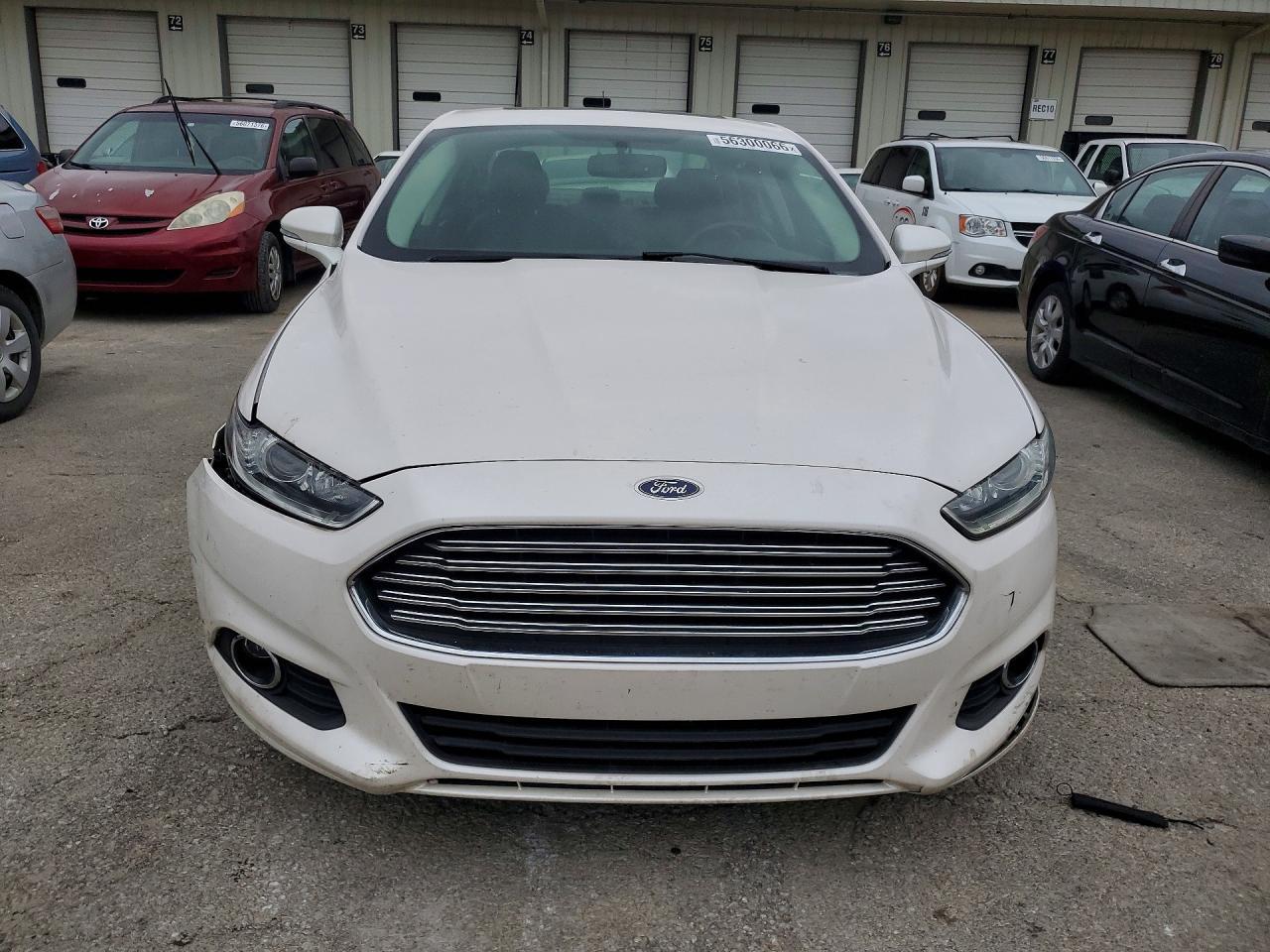 2016 Ford Fusion Se Phev - Image 5