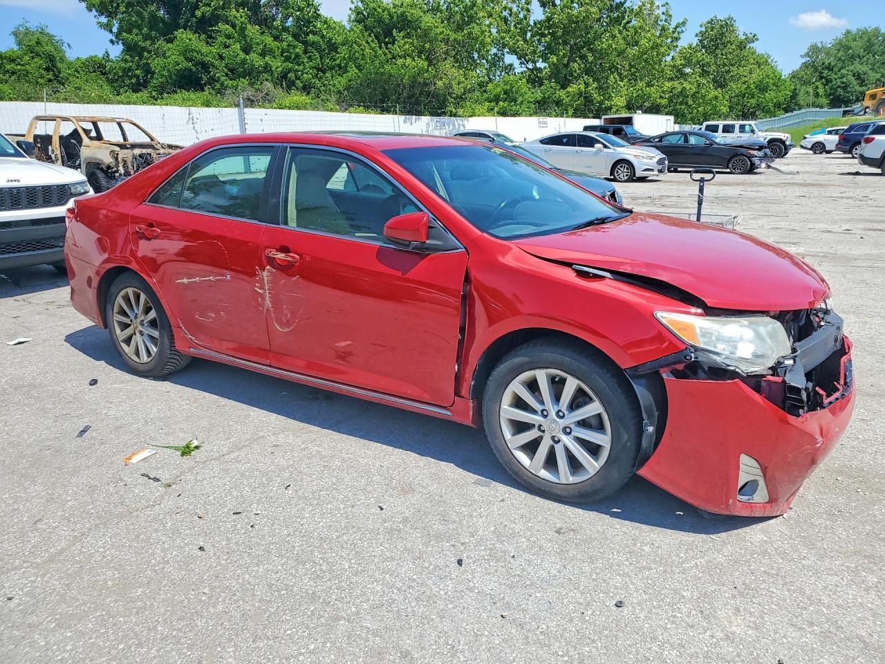 2014 Toyota Camry Xle V6 - Image 4