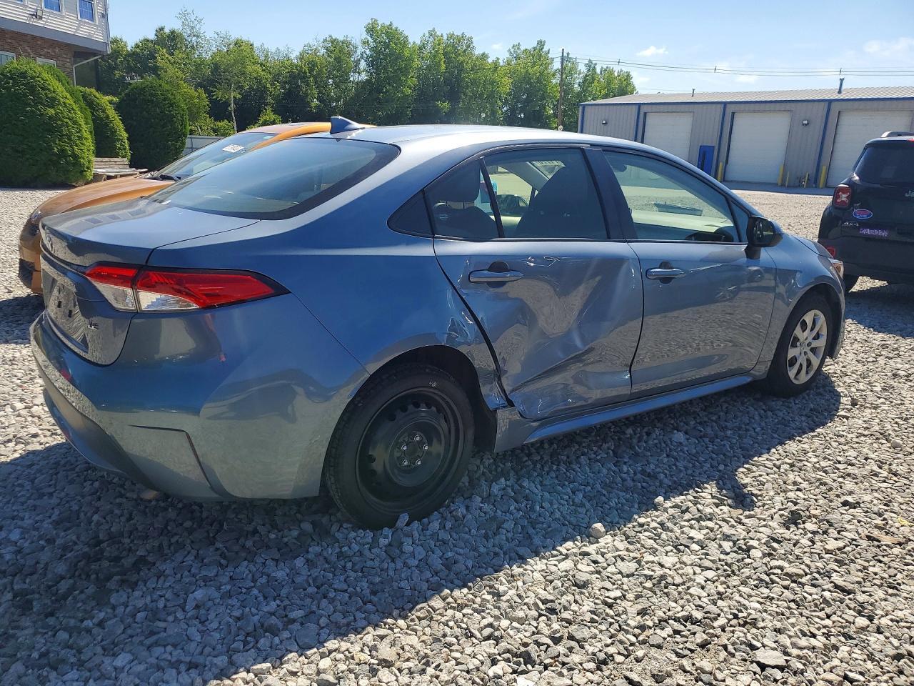 2021 Toyota Corolla Le - Фото 3