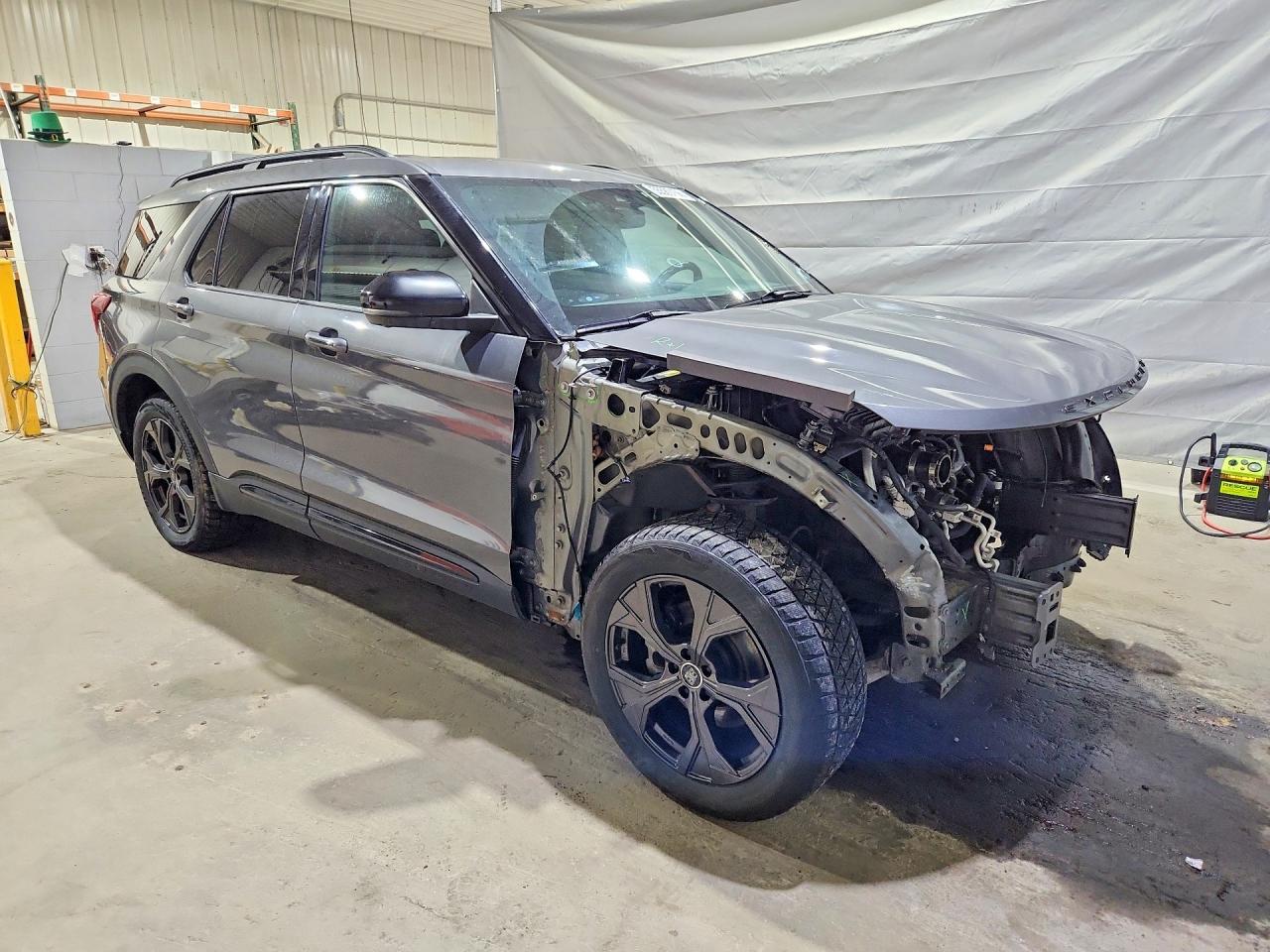 2021 Ford Explorer St - Фото 4
