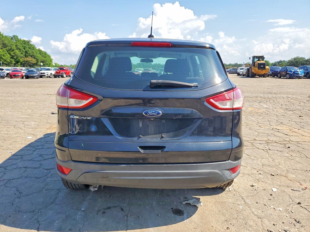 2015 Ford Escape S - Image 6