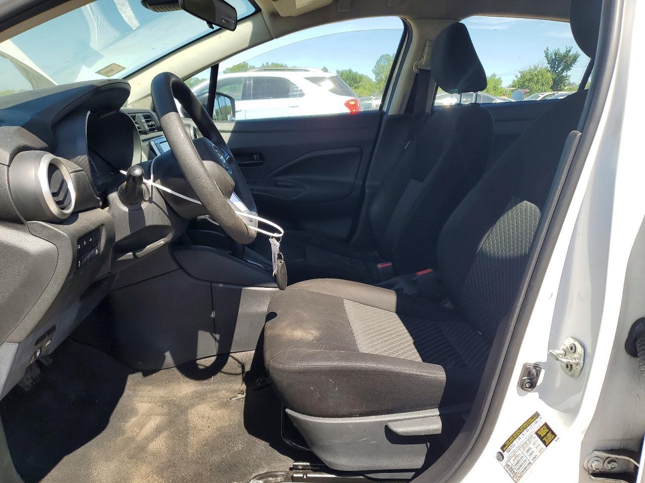 2021 Nissan Versa S - Фото 7
