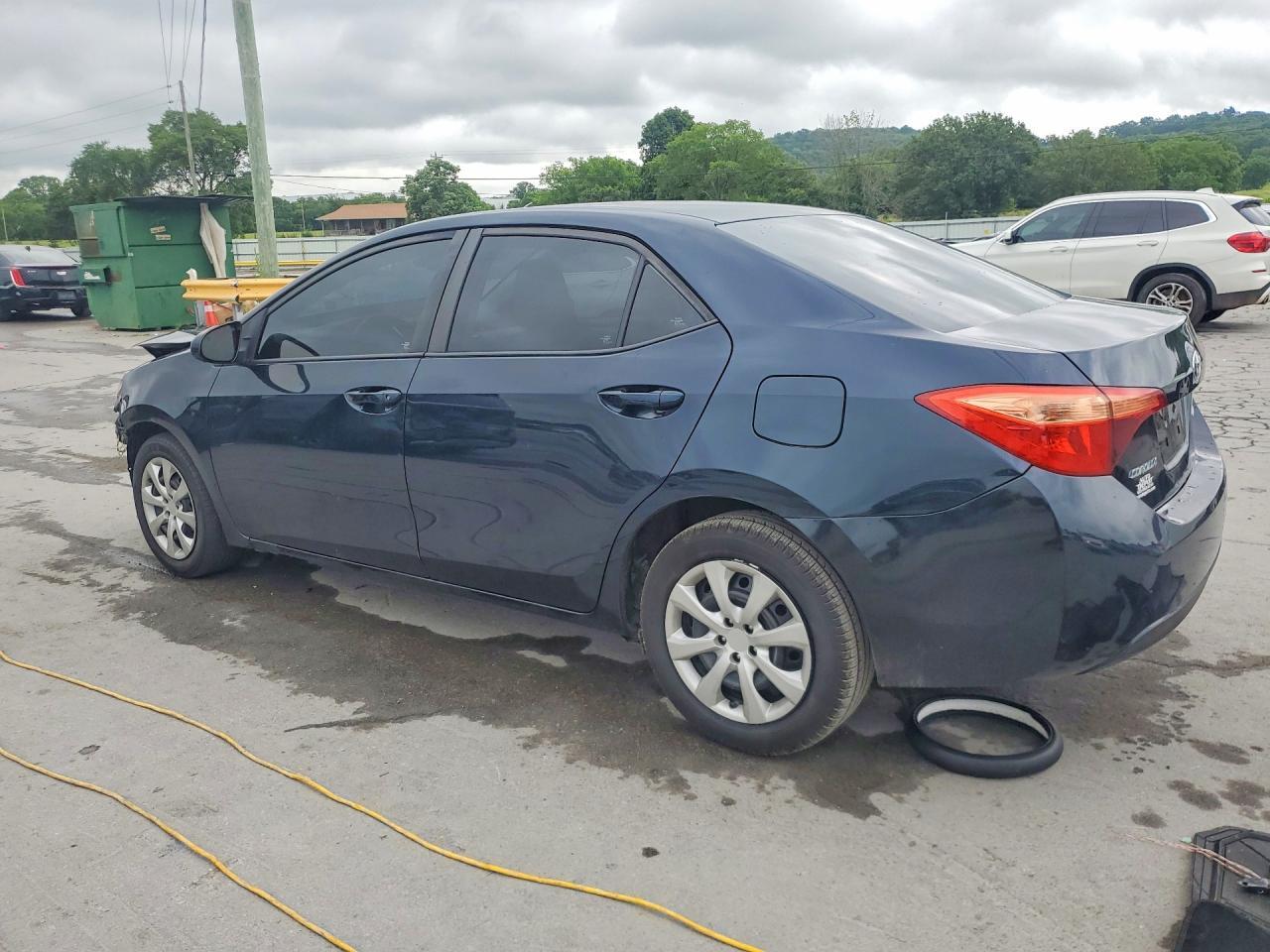2017 Toyota Corolla Le - Фото 2