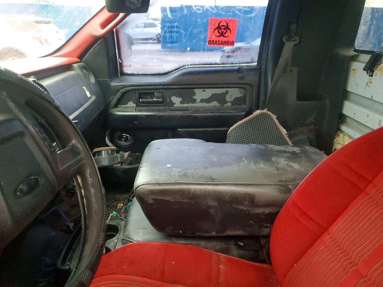 2014 Ford F150 - Image 7