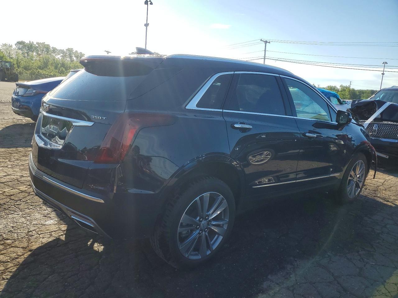 2024 Cadillac Xt5 Premium Luxury - Фото 3