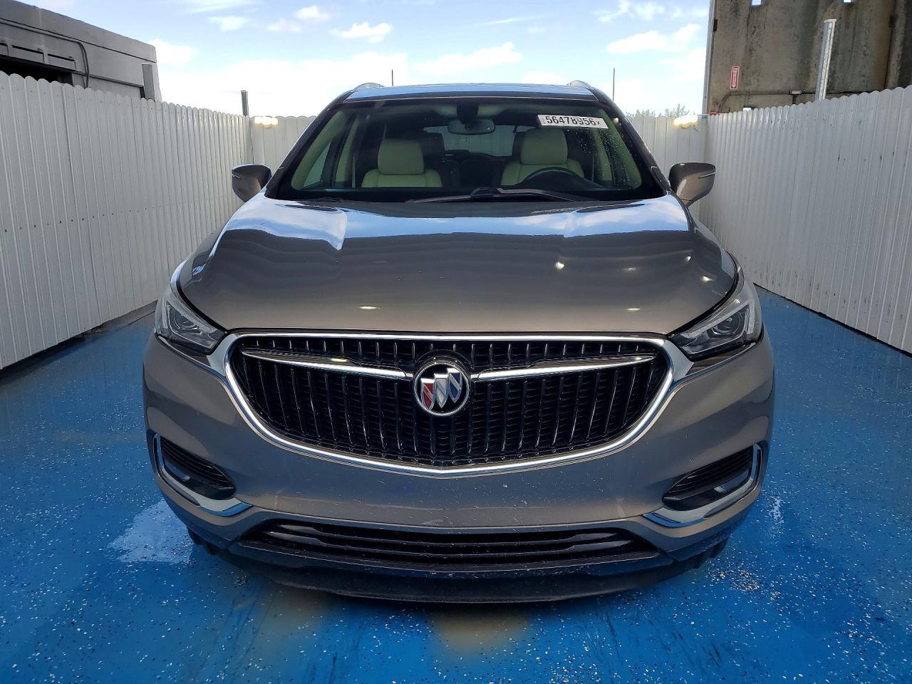 2018 Buick Enclave Essence - Image 5